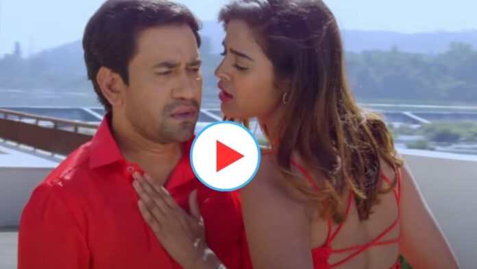 Bhojpuri Song Nirahua and Priyanka Singh Music Video Goes Viral